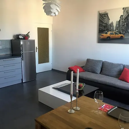 アパート Excellent City In Antic プーラ